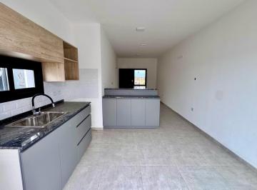 PH · 75m² · 4 Ambientes · 1 Cochera · PH - Brisas de Manantiales