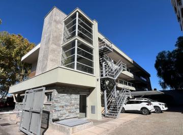 PH · 75m² · 4 Ambientes · 1 Cochera · Cocucci Inmobiliaria Vende Departamento en Carrodilla