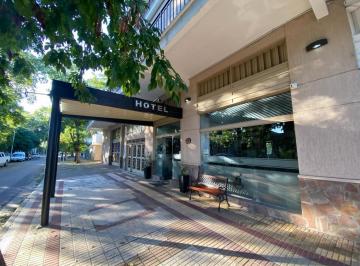 Hotel · 287m² · 24 Ambientes · Hotel en Venta - 19 Habitaciones - Departamento - 854 m² - Saladillo