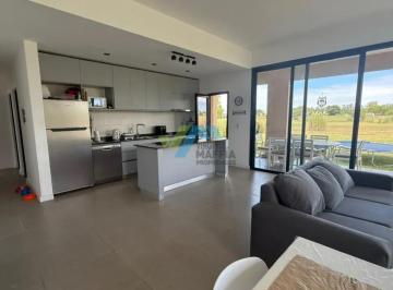 Casa · 128m² · 4 Ambientes · 2 Cocheras · Casa en Venta en Medal Cc, Pilar, G. B. a. Zona Norte
