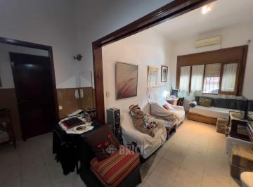 PH · 105m² · 3 Ambientes · PH C/dep en Av Juan B. Alberdi Al 2800 - Impec Patio con Parrilla Apto Profesional D/entrada