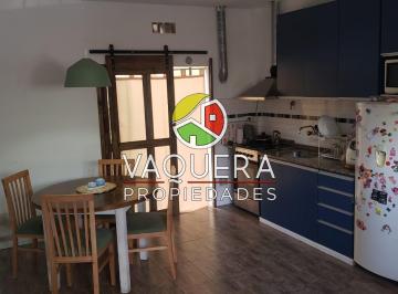 PH · 75m² · 3 Ambientes · PH - 2 Dorm. - 2 Baños - Balcón - Patio.