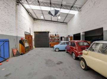 Bodega-Galpón · 185m² · Galpon en Venta La Plata