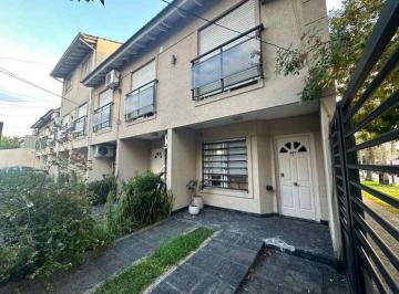 Casa de 4 ambientes, La Matanza · Excelente Triplex en Muy Buena Ubicación.