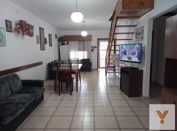 Casa · 150m² · 5 Ambientes · 2 Cocheras · Casa en Venta - 4 Dorm. 2 Baños - 150 m² - Mar del Tuyu