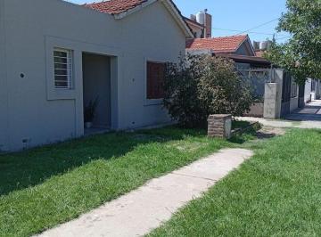 Casa · 109m² · 5 Ambientes · 2 Cocheras · Venta Casa 3 Dorm C/pileta Matienzo Cordoba