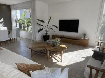 Casa · 326m² · 6 Ambientes · 2 Cocheras · Casa en Virazon Al Lago