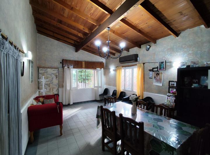 Casa · 111m² · 4 Ambientes · 1 Cochera