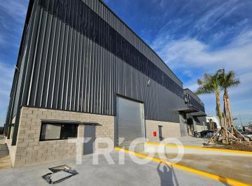 Bodega-Galpón · 1500m² · 1 Ambiente · Alquiler de Deposito Industrial Logistico en Polo Industrial Spegazzini con Dock de Carga