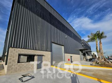 Bodega-Galpón · 1500m² · 1 Ambiente · Alquiler de Deposito Industrial Logistico en Polo Industrial Spegazzini con Dock de Carga
