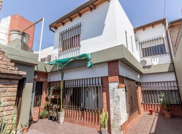 Casa · 177m² · 6 Ambientes · Mendoza Al 5300 - Venta de Casa 5 Dorm. en Barrio Belgrano - Rosario