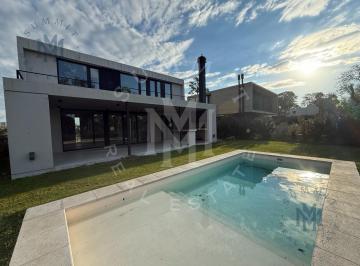 Casa · 160m² · 4 Ambientes · 3 Cocheras · Casa en Greenville Polo & Resort en Venta 4 Amb