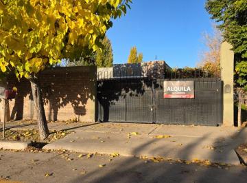 Casa de 8 ambientes, Maipú · Casa en Alquiler 3 Dorm. con Parquizado y Pileta