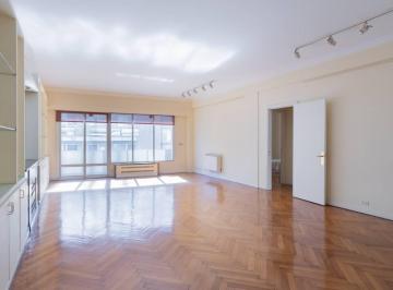 Departamento · 129m² · 4 Ambientes · 1 Cochera · Juncal y Esmeralda