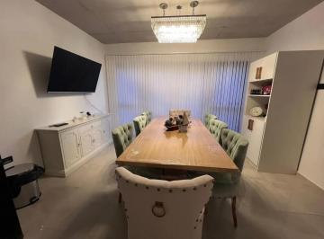 Departamento · 100m² · 4 Ambientes · Triplex en Venta - 2 Dorm. 4 Baños - Pinamar