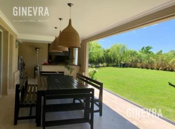 Casa · 342m² · 7 Ambientes · 2 Cocheras · Hermosa Casa en Venta y en Alquiler en Nordelta, El Golf