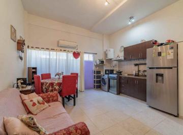 PH · 44m² · 2 Ambientes · 1 Cochera · Unico PH Pb con 2 Patios y Cochera! Apto Credito!