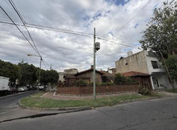 PH · 127m² · 4 Ambientes · 1 Cochera · Excelente PH Tipo Casa de 4 Ambientes en Venta - San Andres