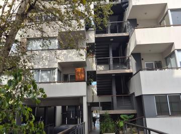 Departamento de 2 ambientes, Floresta · Departamento Dos Ambientes en Av Aranguren con Sum Cochera Pileta