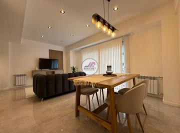 Departamento · 68m² · 3 Ambientes · Departamento 3 Ambientes con Balcon en Venta | Plaza Colon