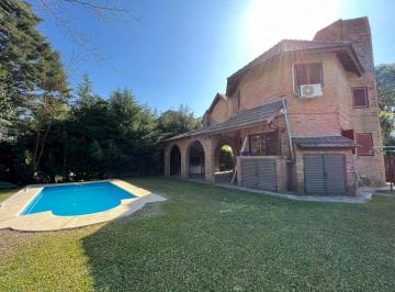 Casa · 185m² · 5 Ambientes · 3 Cocheras · Casa - Venado II