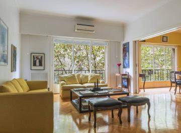 Departamento · 135m² · 5 Ambientes · Larrea y French