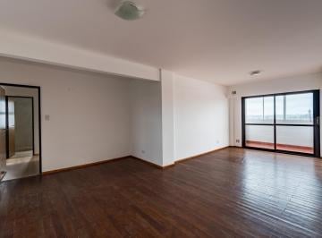 Departamento · 97m² · 5 Ambientes · 1 Cochera · Venta - Departamento de 3 Dorm. con Balcón y Cochera.