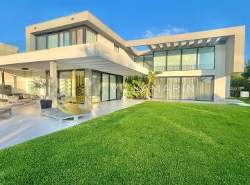Casa · 650m² · 7 Ambientes · 1 Cochera · Casa en Venta en General Rodríguez, G. B. a. Zona Oeste, Argentina