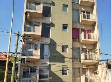 Departamento · 36m² · 2 Ambientes · 1 Cochera · Moderno Depto 2amb Al Frente con Balcon y Cochera a 1 Cuadra de Estacion