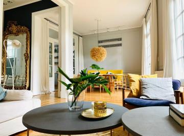 Departamento · 180m² · 5 Ambientes · Departamento en Alquiler, 5 Ambientes en Recoleta, Reciclado, con Parrilla