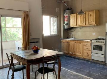 Departamento de 4 ambientes, Palermo · 4 Ambientes con 3 Dorm. con Baños Privados
