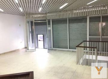 Local comercial · 180m² · 2 Ambientes · Local Comercial en Venta - Baño - Cocina - Depósito - 180 m 2 - La Plata