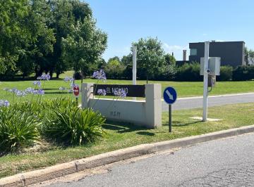 Casa · 172m² · 5 Ambientes · 4 Cocheras · Casa en Venta, 3 Dorm. en Countries/b. Cerrado (Escobar) - El Molino Norte, Oportunidad