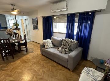 Departamento · 88m² · 6 Ambientes · Venta de Departamento de 2/3 Dorm. - Centro