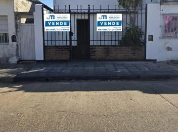 Casa · 75m² · 2 Ambientes · Casa en Concejal Veiga 1178