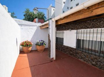 Casa · 97m² · 3 Ambientes · Alquiler de Casa 2 Dorm. en La Plata