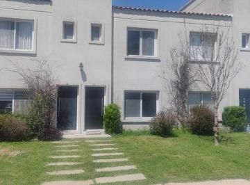 Casa · 85m² · 3 Ambientes · 1 Cochera · Casa Dúplex en Alquiler en La Angelica, Pilar, G. B. a. Zona Norte