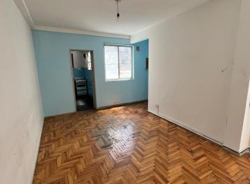 Departamento · 60m² · 3 Ambientes · Uriburu Al 500 - 3 Amb - Facultad - Alquiler