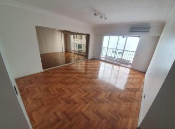 Departamento de 3 ambientes, Recoleta · Semipiso 3 Ambientes - Al Contrafrente - 2 Baños - Balcon Corrido - Amplia Cocina y Lavadero