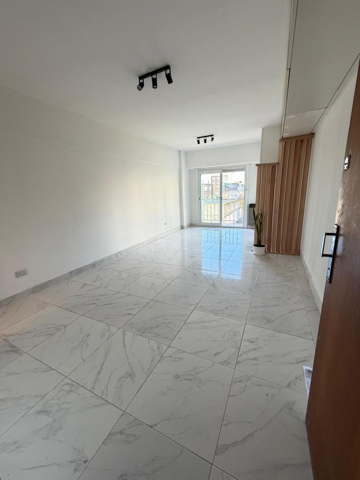 Ambiente amplio y luminoso, 31.6m², 1 amb, cocina separada, piso 4°