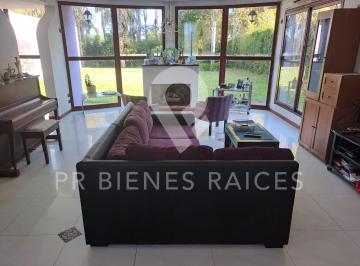 Casa · 142m² · 6 Ambientes · Casa - El Lauquen
