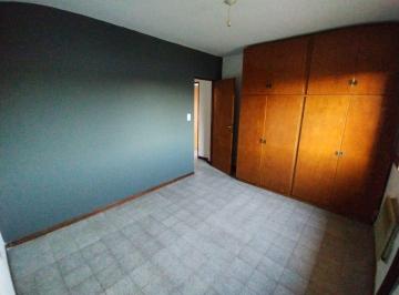 Departamento de 5 ambientes, Santa Rosa · Departamento 2 Dorm. con Cochera Chica