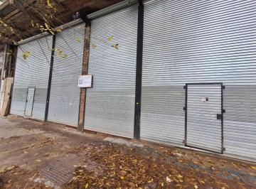 Depósito , Flores · Alquiler Local Extra Grande en Av Rivadavia 7500 - 20 m de Frente