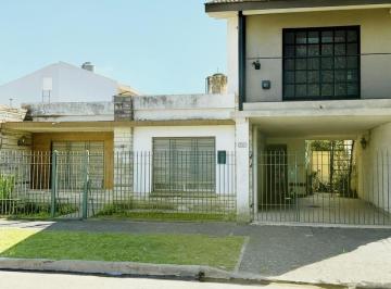 Casa de 4 ambientes, Morón · Casa + Monoambiente Apta Credito