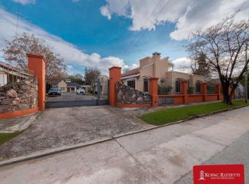 Foto · Argüello (Luis Warcalde 8800) - Venta Casa 3 Dorm..