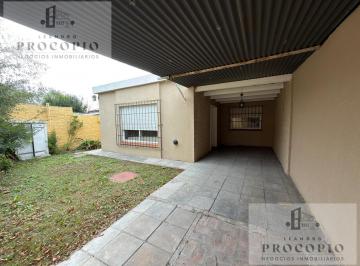 PH · 50m² · 3 Ambientes · 2 Cocheras · PH Tipo Casa 3 Ambientes en Alquiler en San Antonio de Padua