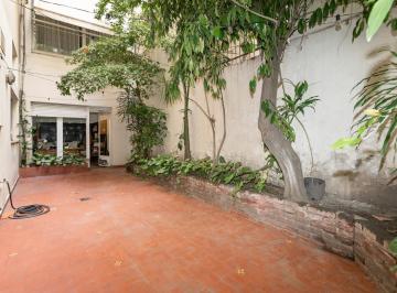 Departamento · 133m² · 4 Ambientes · Departamento en Belgrano, 4 Amb con Patio, en Planta Baja