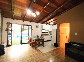 Casa · 60m² · 3 Ambientes · 1 Cochera · Venta Casa en San Nicolás 2 Dorm. + Escritorio