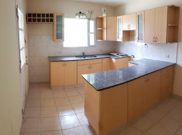 Departamento de 7 ambientes, Neuquén · Alquilo Duplex 3 Dorm.
