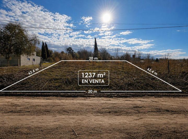 Terreno · 1237m² · 1 Cochera